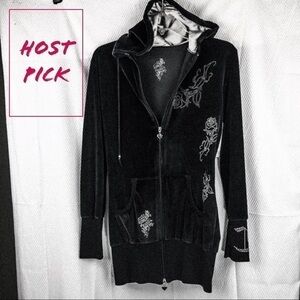 🆕 BNWT - Velvet Jacket Swarovski embossed tattoos